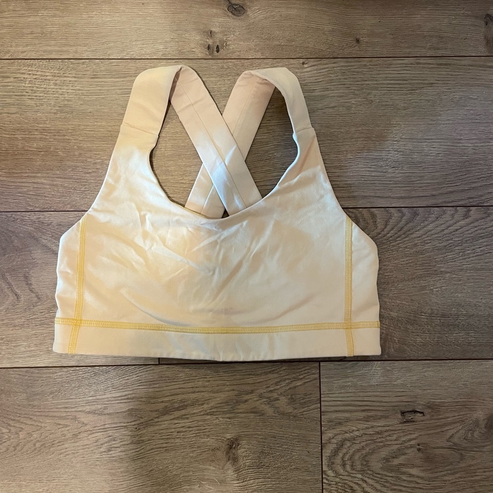 Lululemon Yellow Sports Bra Size 6 Lightly Worn